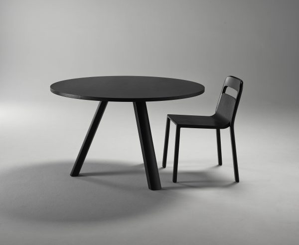 Plateau Table 900mm Round – Black Finish