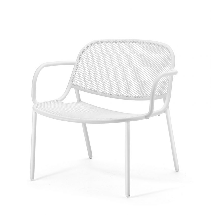 Grille Lounger_arm_wht_2